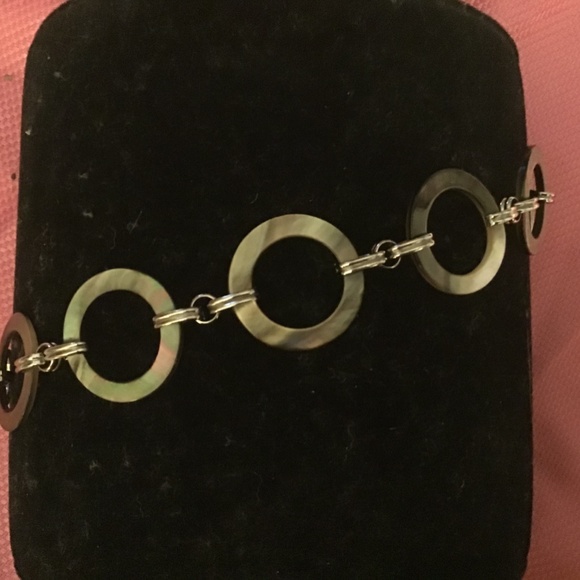 Lia Sophia Genuine Mother of Pearl bracelet - Picture 8 of 9